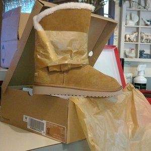 🌲NIB UGG Boots🌲